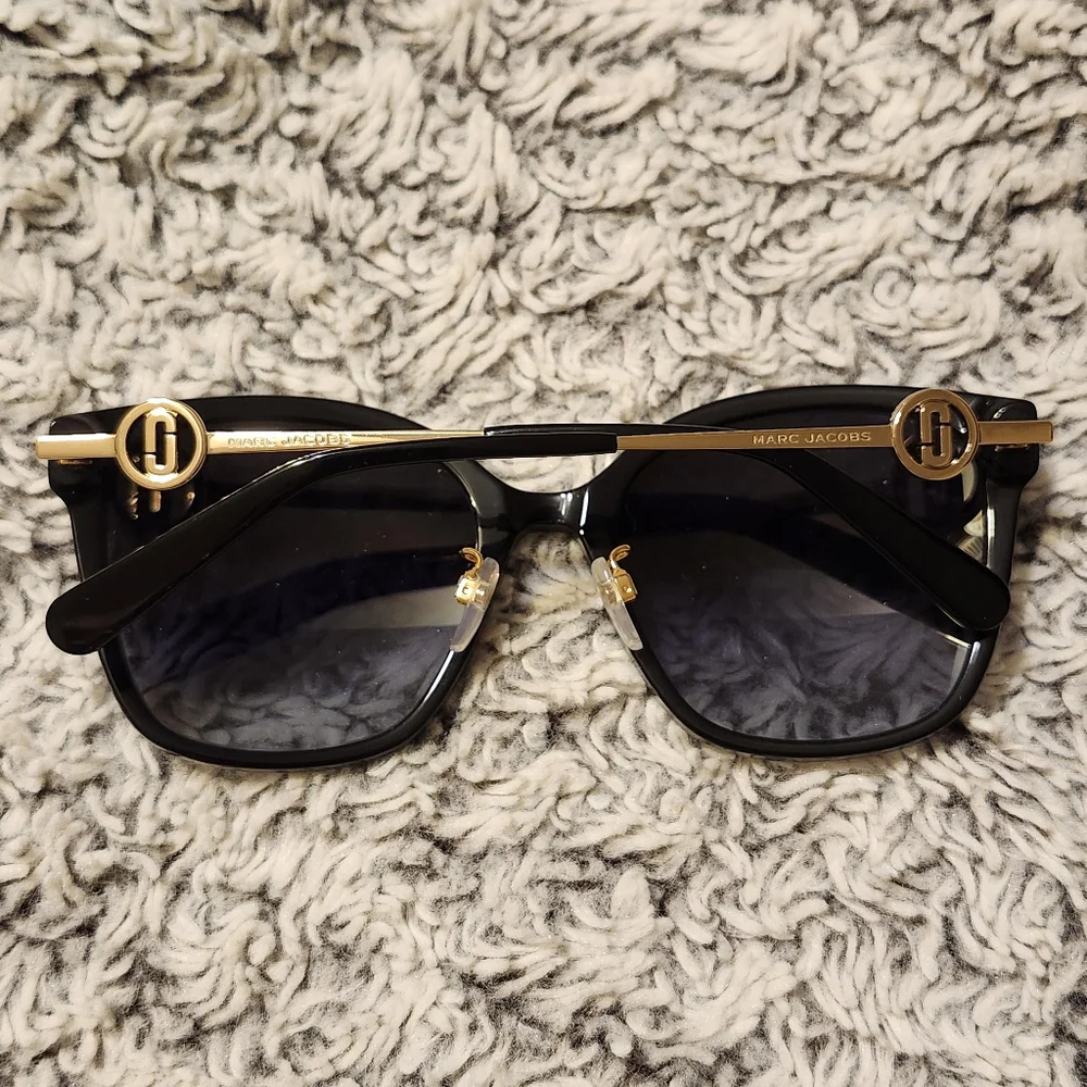 Sale🥰 Marc Jacobs Nyc Cat Eye Sunglasses Brand New